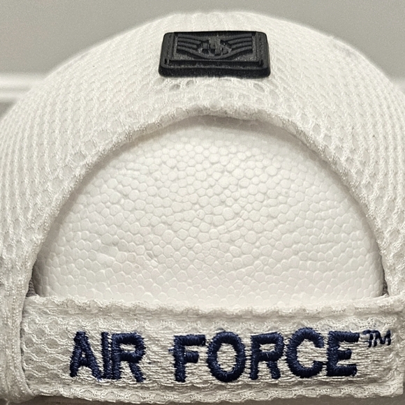 New Officially Licensed U.S. Air Force White Mesh Cap Blue & White Logo - Picture 5 of 8